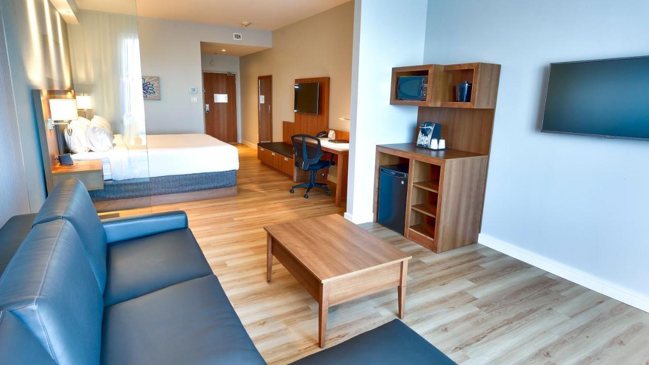 Holiday Inn Express & Suites Vaudreuil-Dorion By Ihg Eksteriør bilde