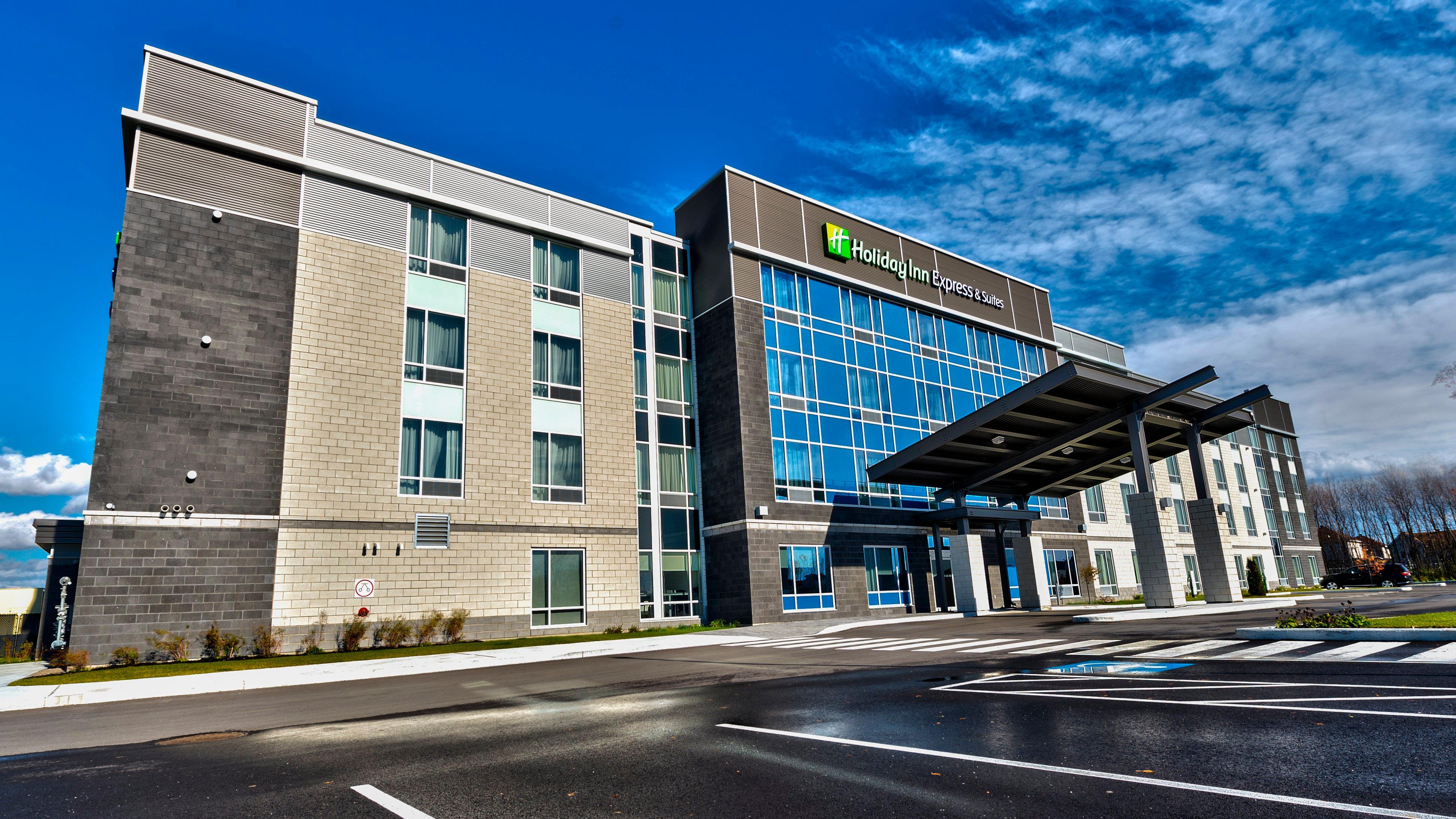 Holiday Inn Express & Suites Vaudreuil-Dorion By Ihg Eksteriør bilde